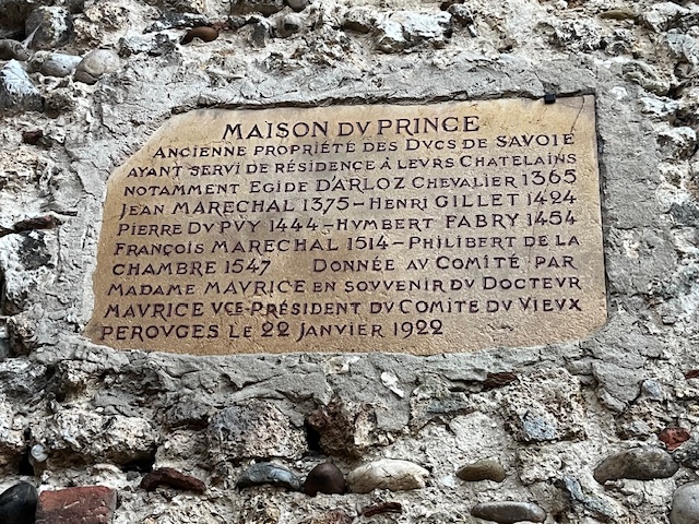 Pérouges