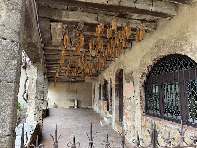 Pérouges